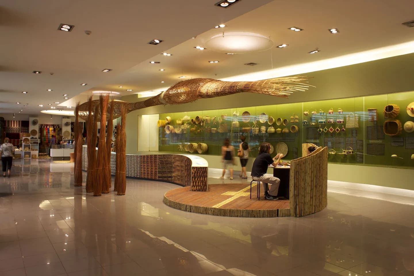 Local comercial habilitado por M-5
